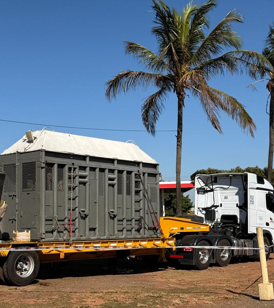 Large elephant tranport crate sitting on the back of an 18-wheeler as they travel to sanctuary with Kenya, a female African elephant.